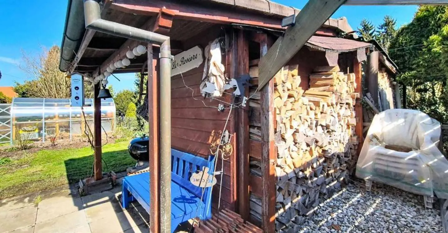 Helles Einfamilienhaus in grüner Umgebung - Foto 8 von 11