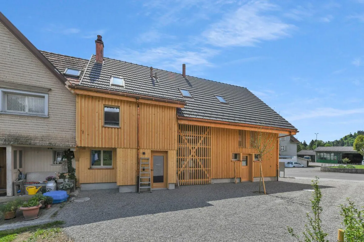 Move in and feel at home: Charming 3.5-room house part, completely renovated and ready to move in in Bazenheid - Photo 24 of 30