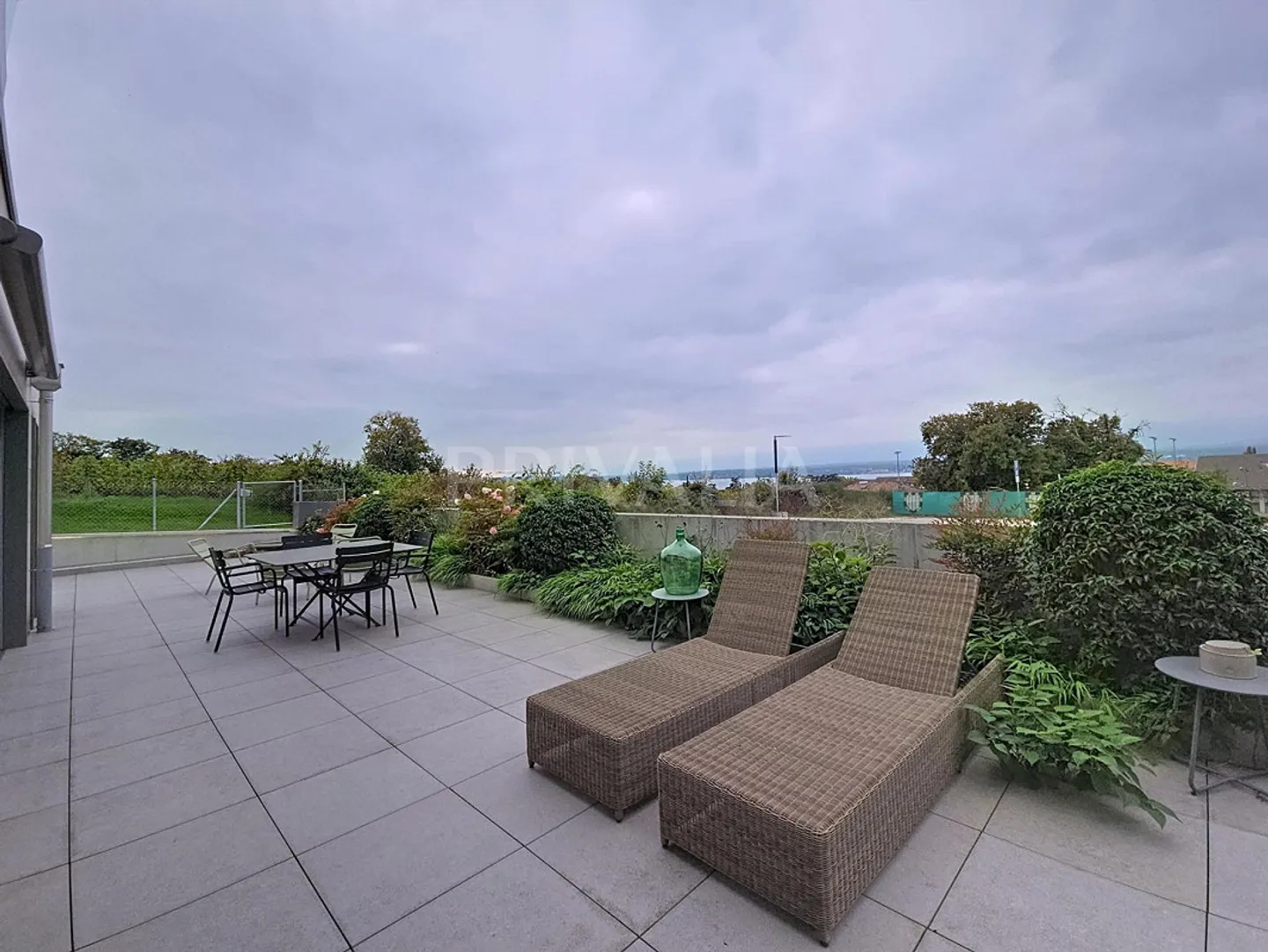 Wohnung mit 130 m2 Terrasse in einer zeitgenössischen Residenz - Foto 11 von 13