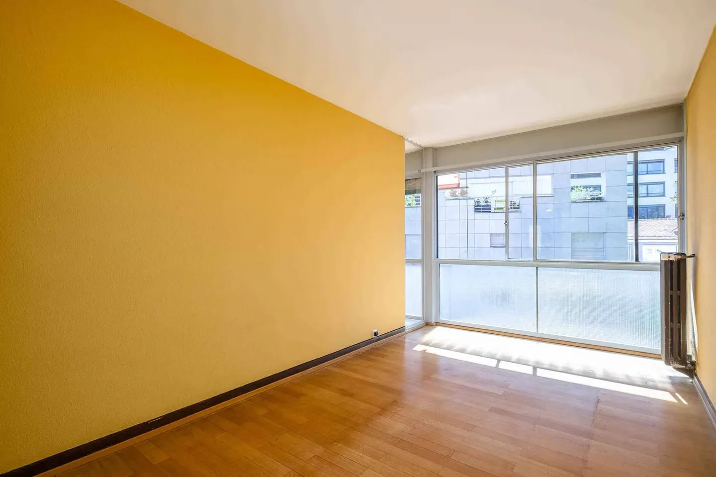 Bright and spacious duplex in the calm of the city - Photo 9 of 13