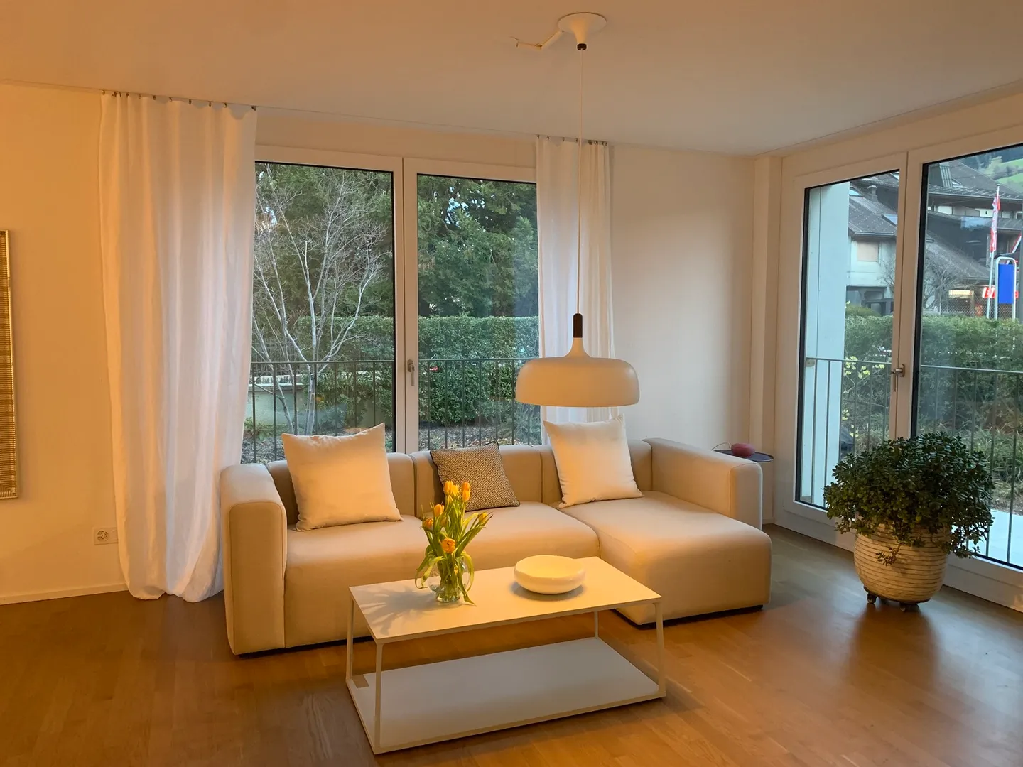 Appartamento moderno con giardino - Foto 1 di 10