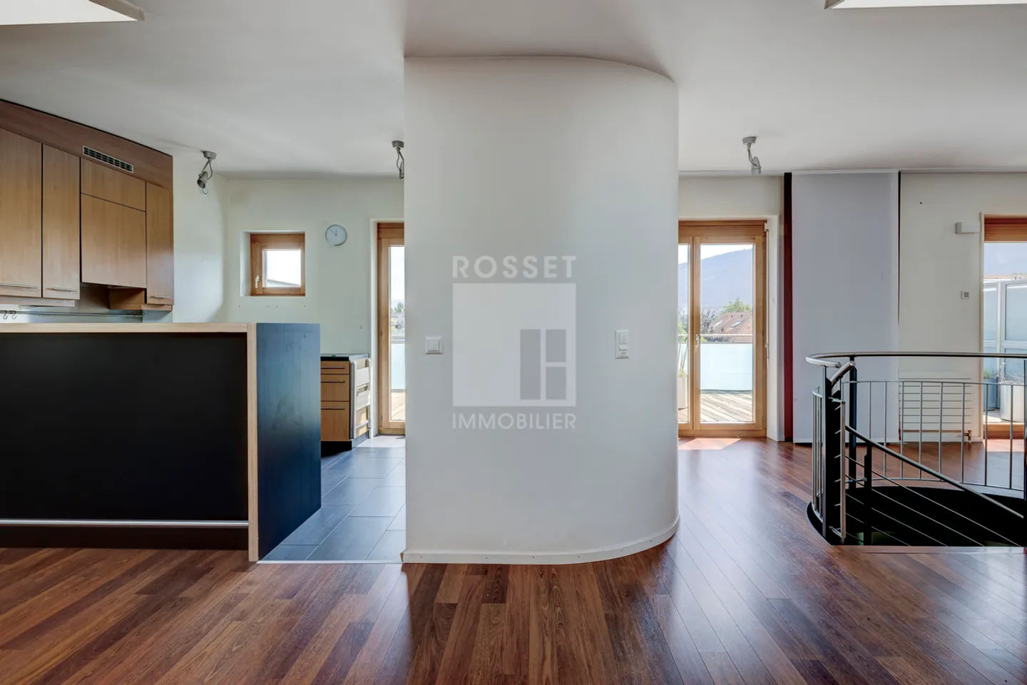 In Esclusiva: Duplex di 5 locali nel cuore di Plan-les-Ouates - Foto 2 di 5