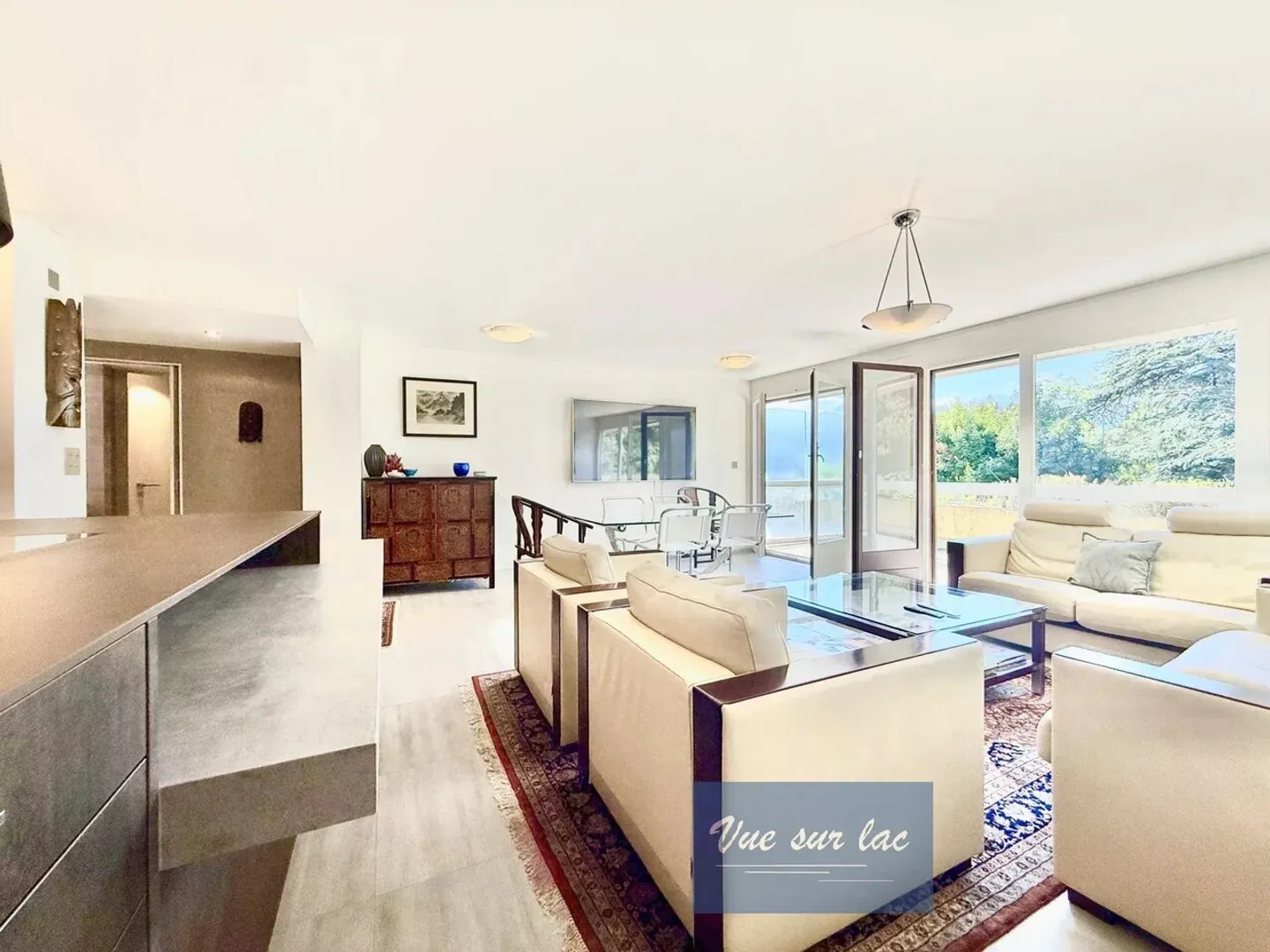 Renovated and luxurious apartment between lake, forest, and St-Georges School - Photo 9 of 13