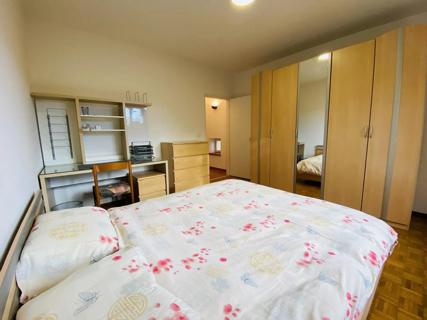 Faszinierende 2,5-Zimmer-Wohnung im Herzen des historischen Zentrums - Foto 7 von 9