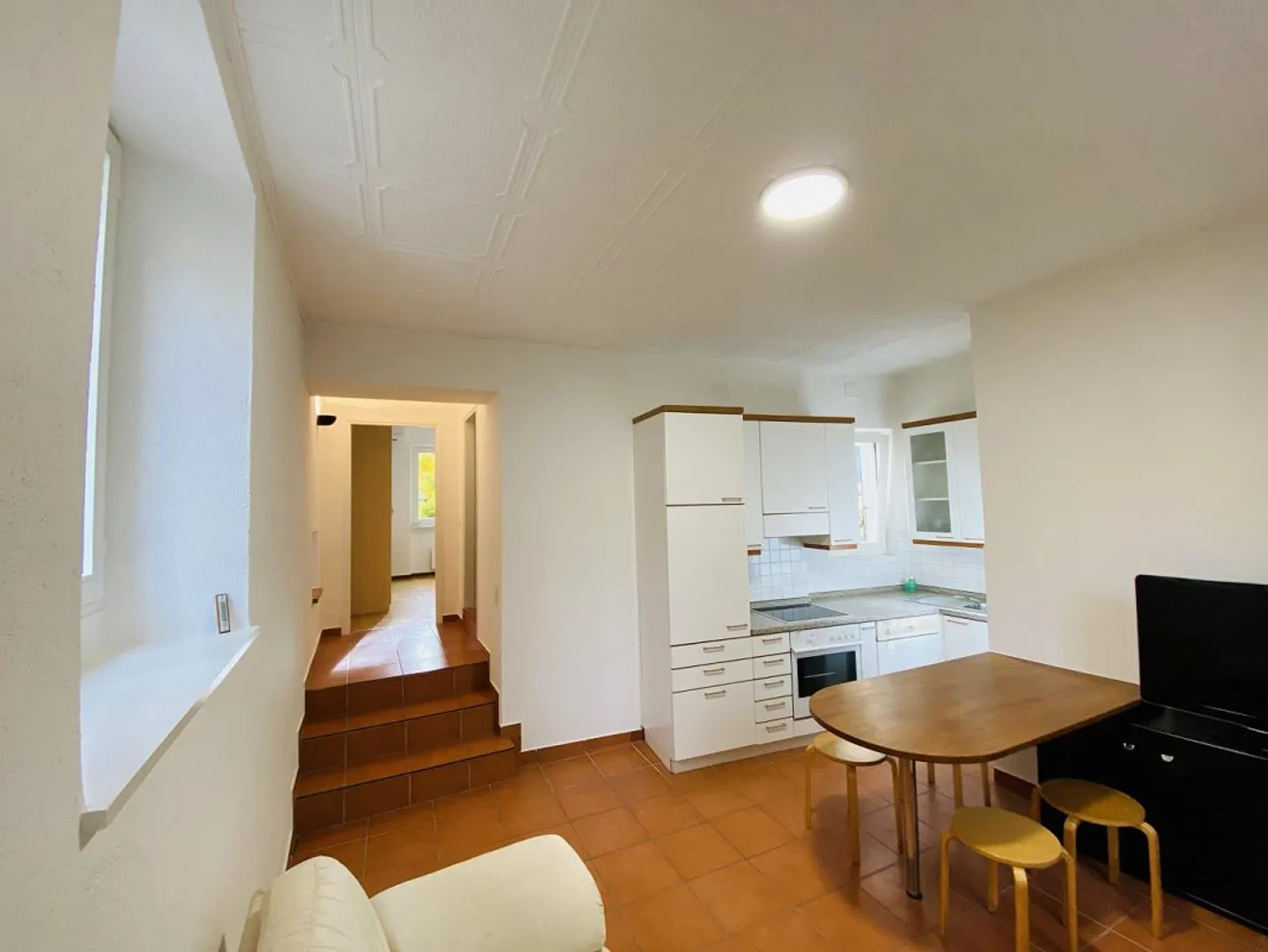 Faszinierende 2,5-Zimmer-Wohnung im Herzen des historischen Zentrums - Foto 2 von 9