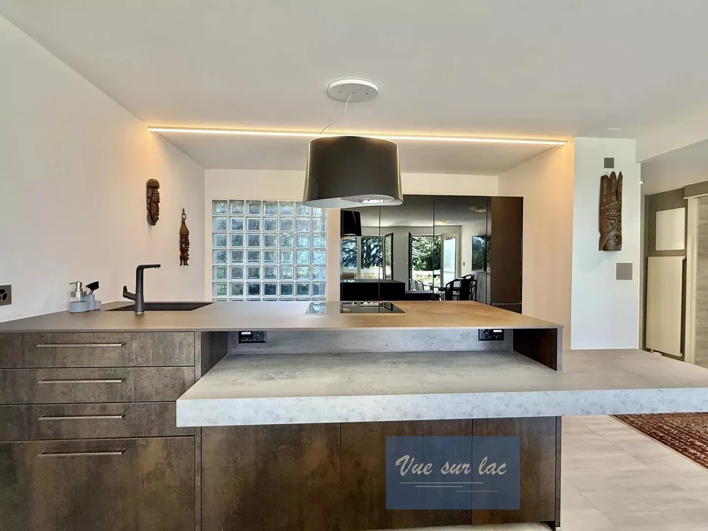 Renovated and luxurious apartment between lake, forest, and St-Georges School - Photo 12 of 13