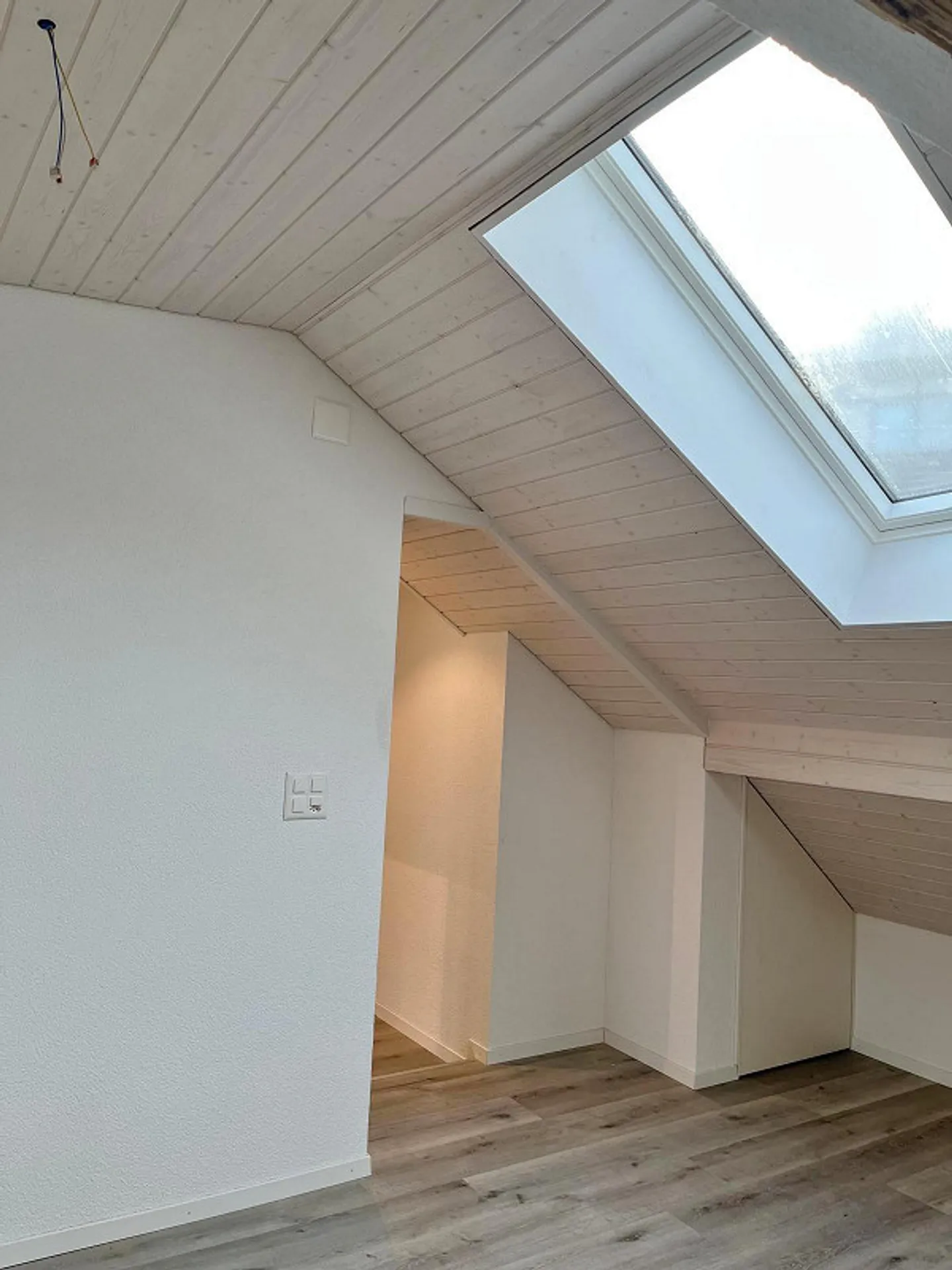 Attico di 4 stanze appena ristrutturato - Foto 12 di 18