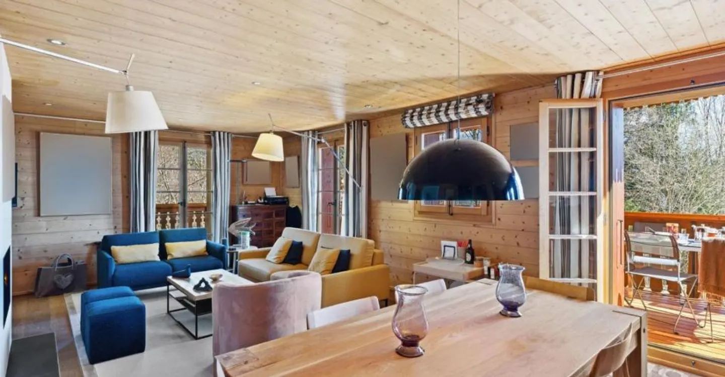 Chic & Cozy 4.5p con camino, balconi, vista, spa, 2 posti auto - Foto 2 di 13