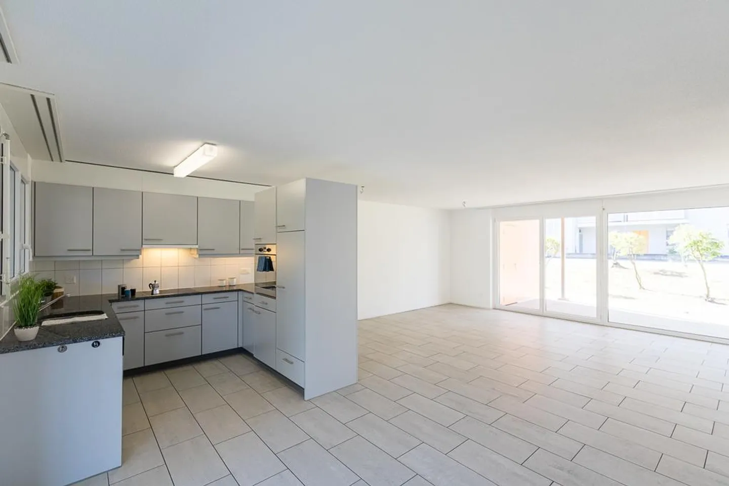 Appartamento centrale di 3,5 stanze in affitto! - Foto 4 di 9