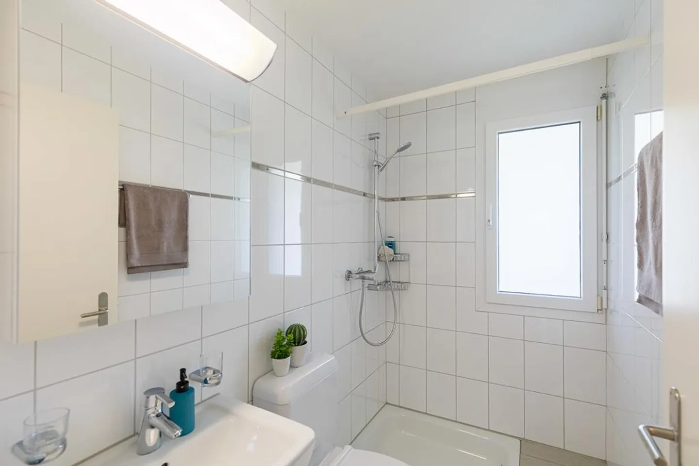 Appartamento centrale di 3,5 stanze in affitto! - Foto 6 di 9