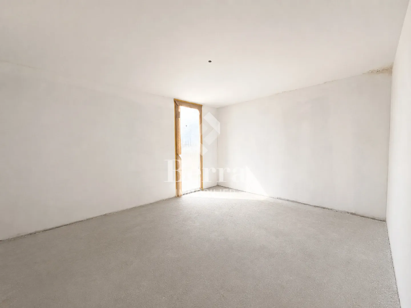 Apartment im obersten Stock in Saxon - Foto 7 von 15