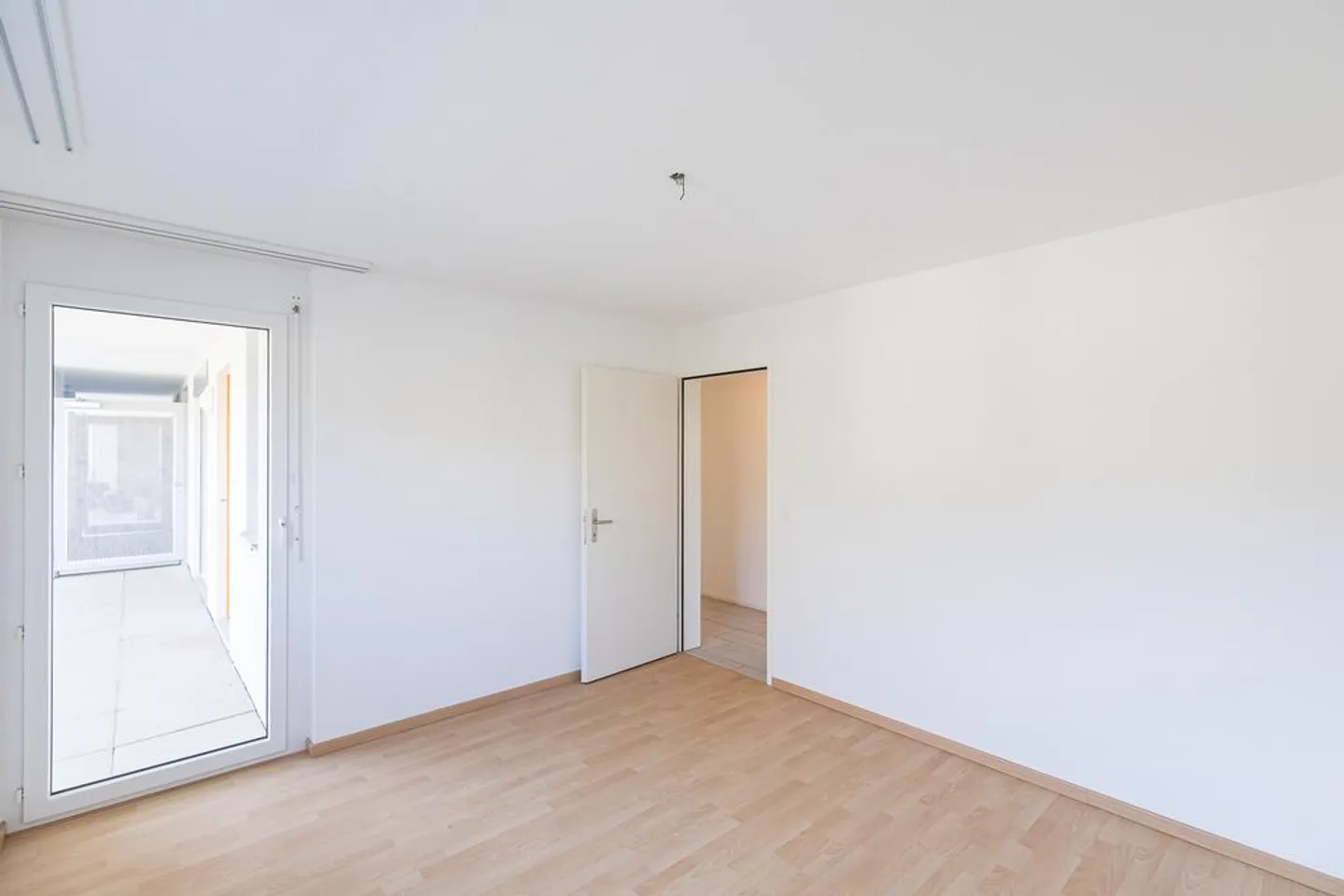 Appartamento centrale di 3,5 stanze in affitto! - Foto 8 di 9