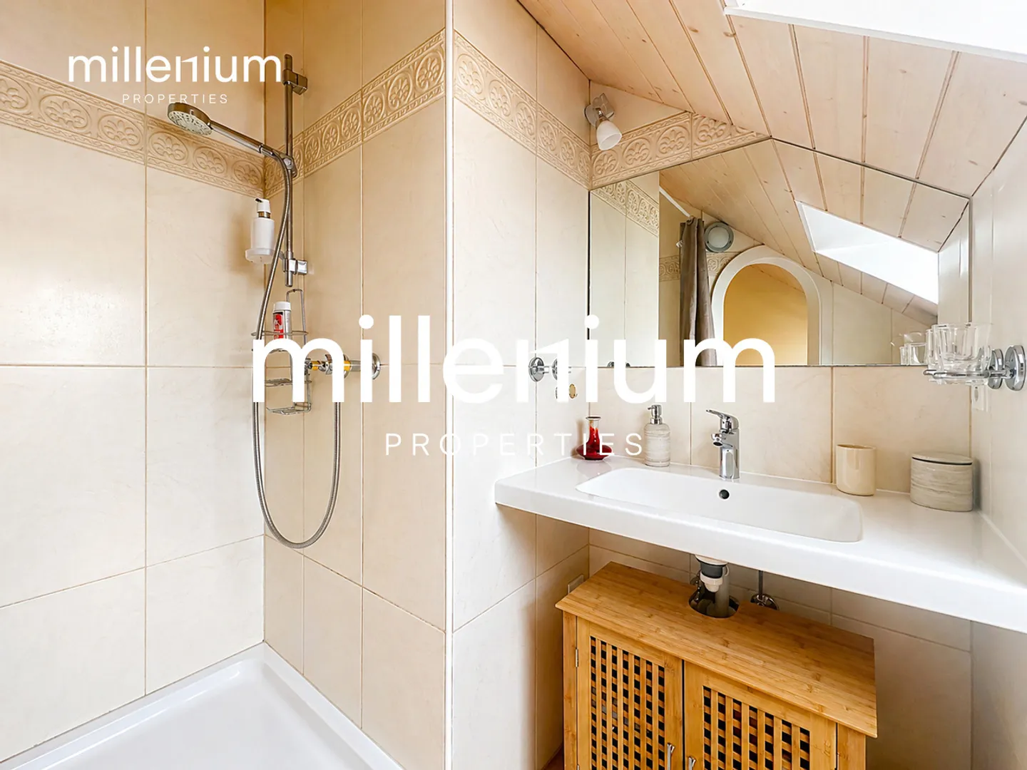 Superbo duplex arredato di 180 m² a Buchillon - Foto 11 di 12