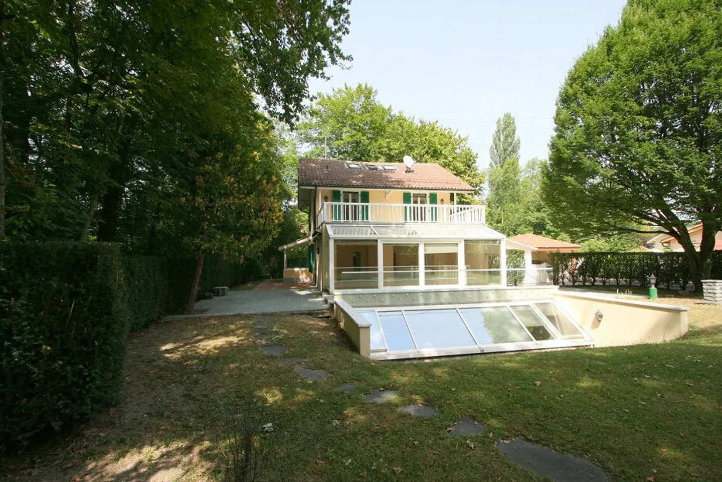 Appartement spacieux avec potentiel - Photo 4 sur 5