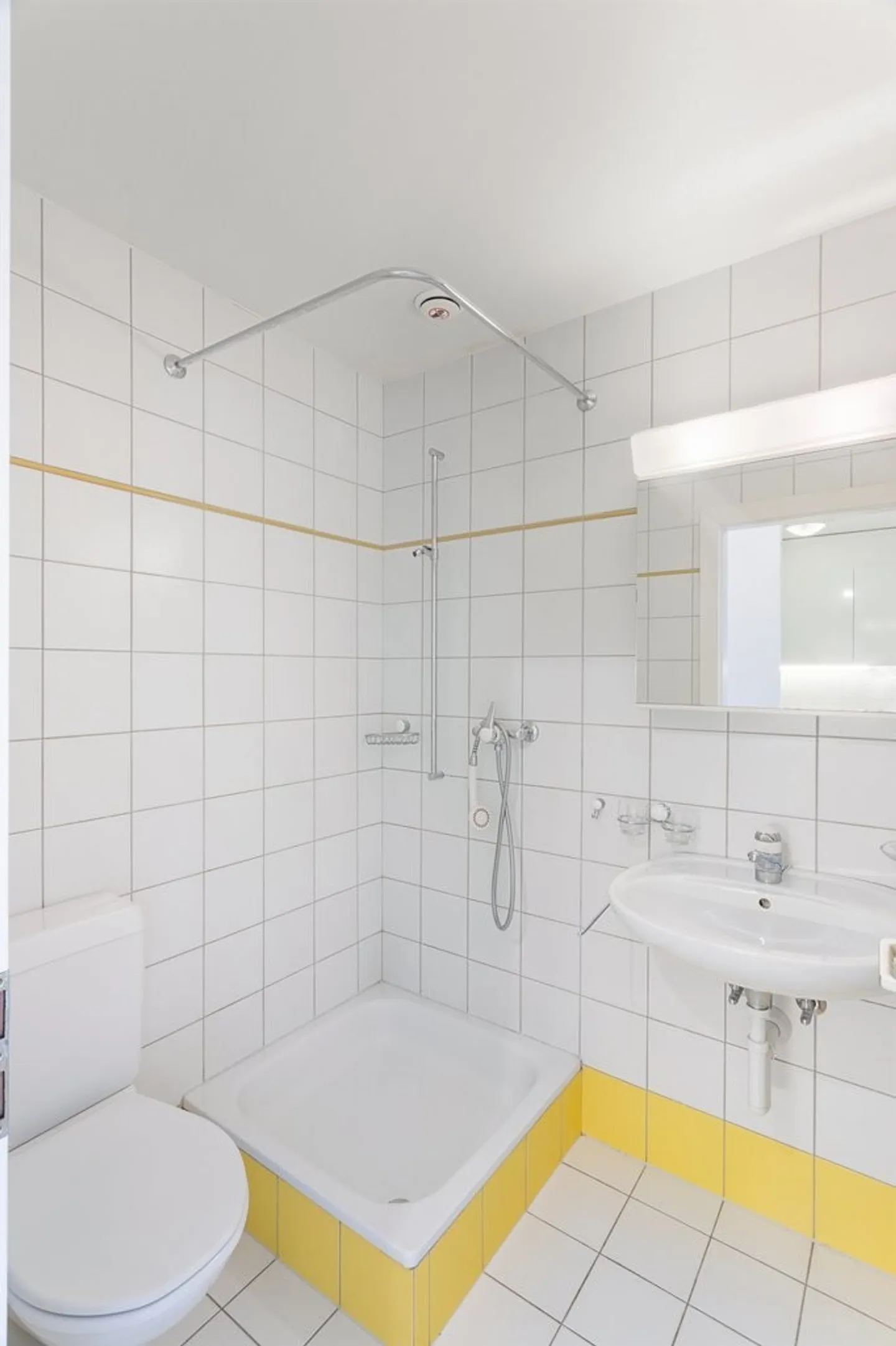 Appartamento con Vista Lago - Foto 6 di 7