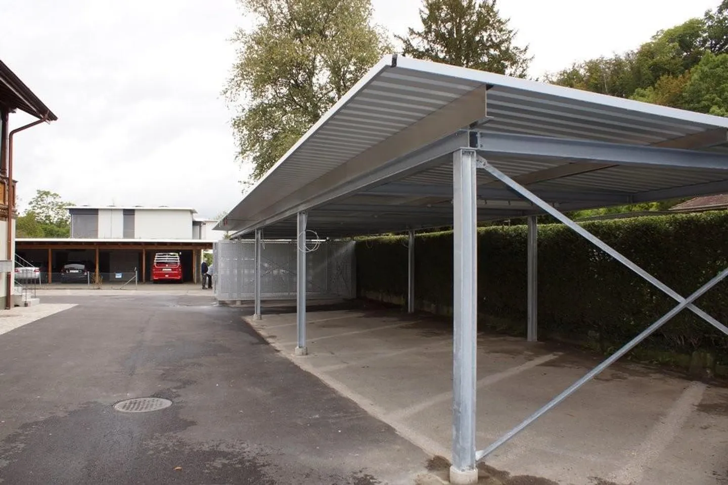 Place de parking couverte - Photo 2 sur 2