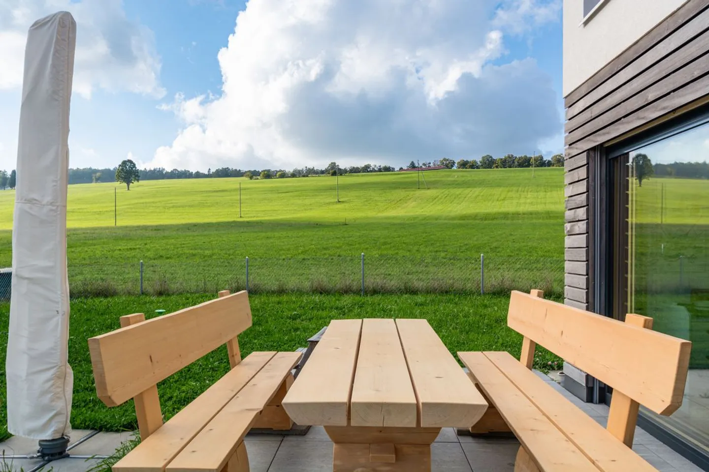 New individual house in a quiet area - with unobstructed view - Photo 2 of 10