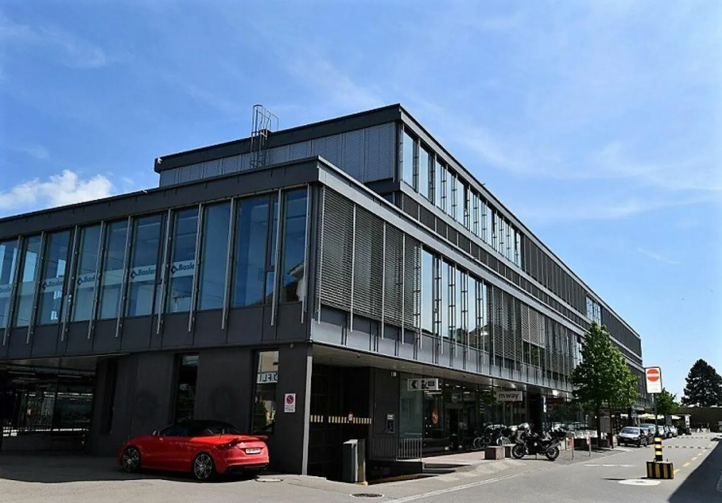 GH Railcenter Wil - Tiefgaragenparkplatz zu vermieten - Photo 1 sur 3