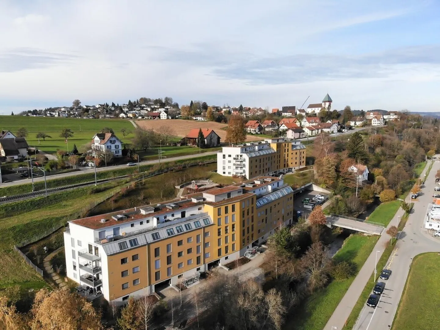 Preiswerter Einstellplatz in zentraler Lage - Foto 2 von 2