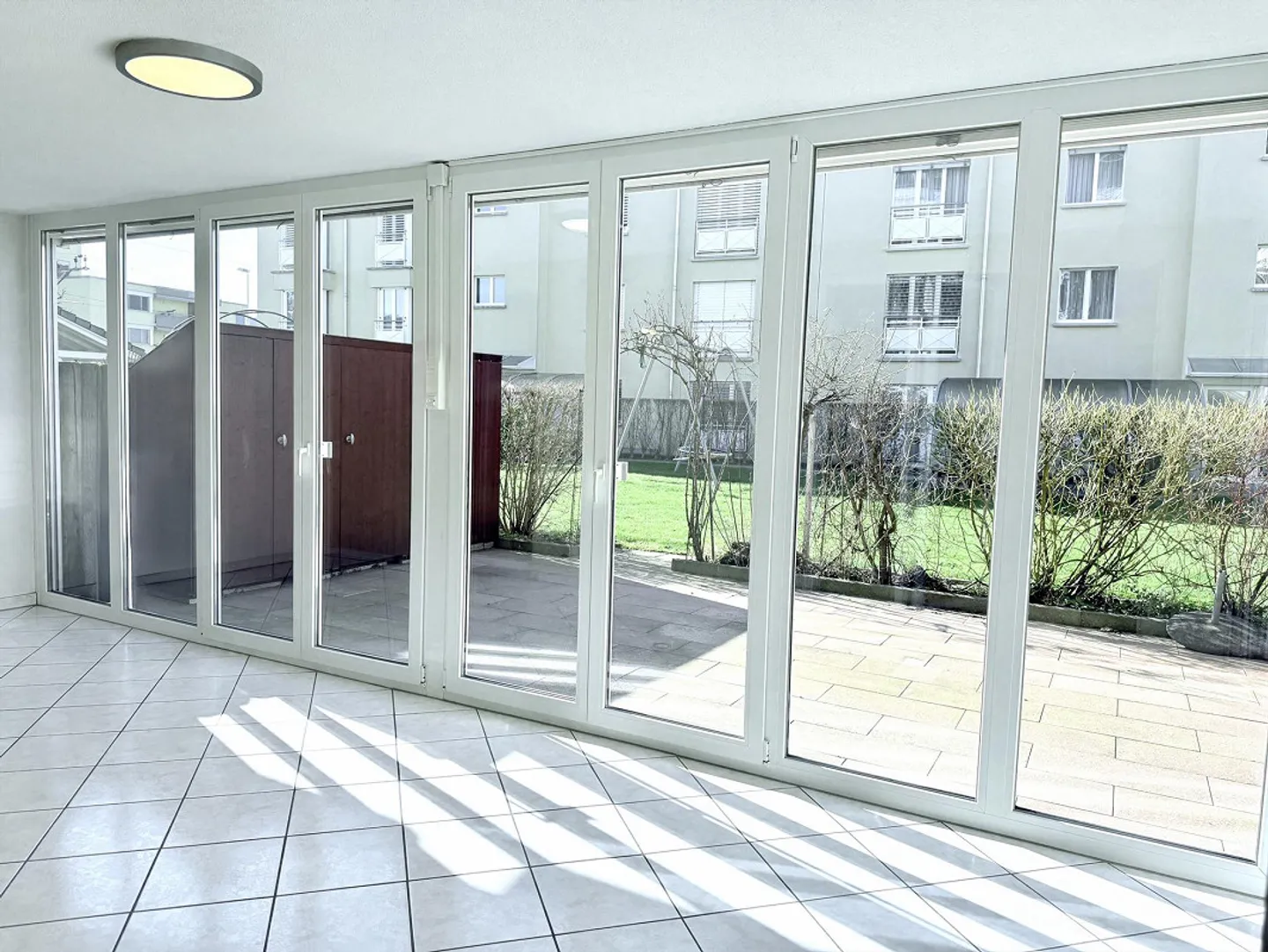 Condominium with garden seating area for sale - Photo 3 of 9