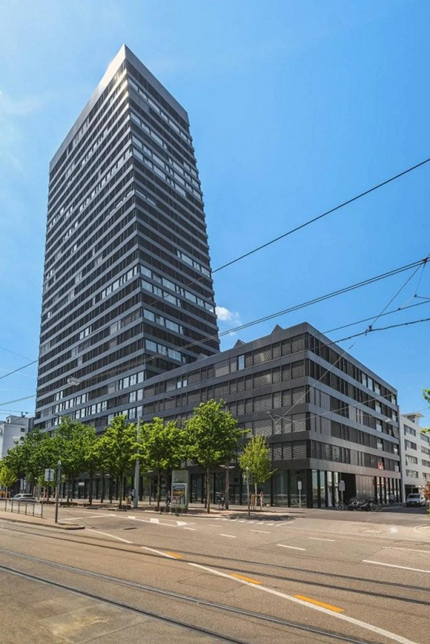 Exclusive Apartment in Basel - Prestige & Elegance - Photo 1 of 5