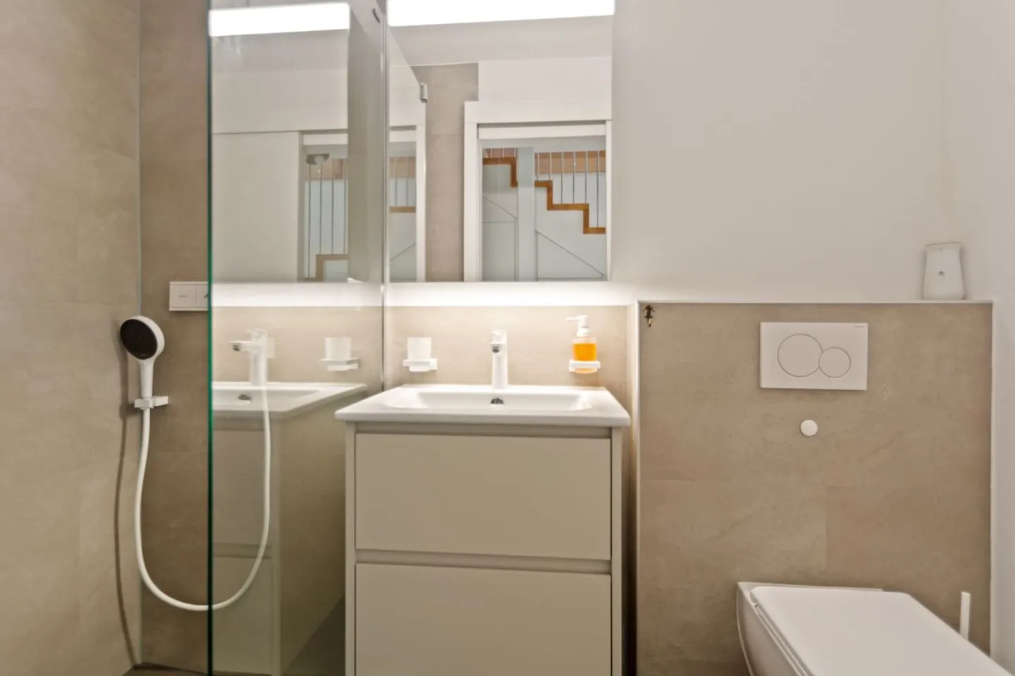 New individual house in a quiet area - with unobstructed view - Photo 9 of 10