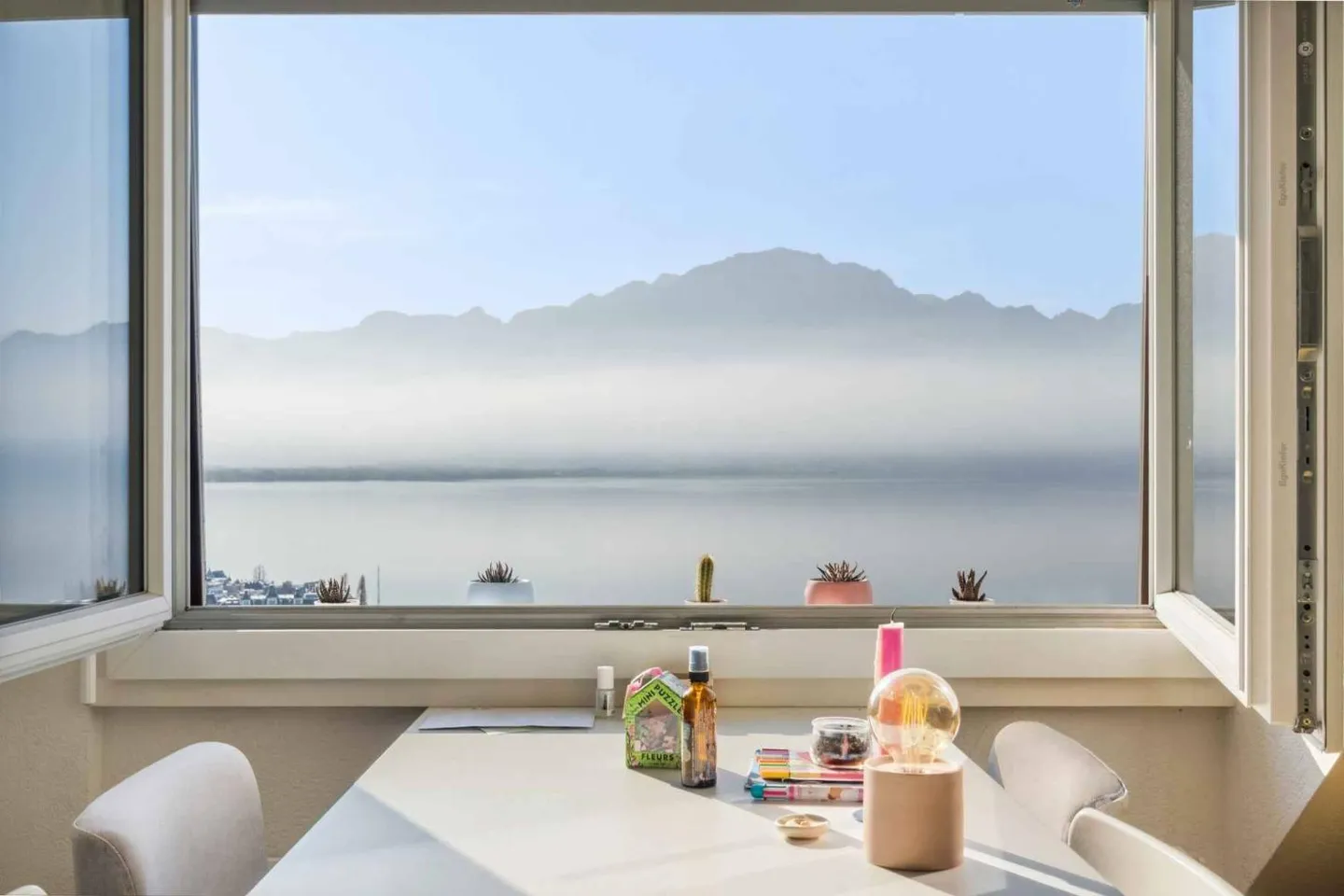 Appartement Charmant avec Vue - Photo 2 sur 10