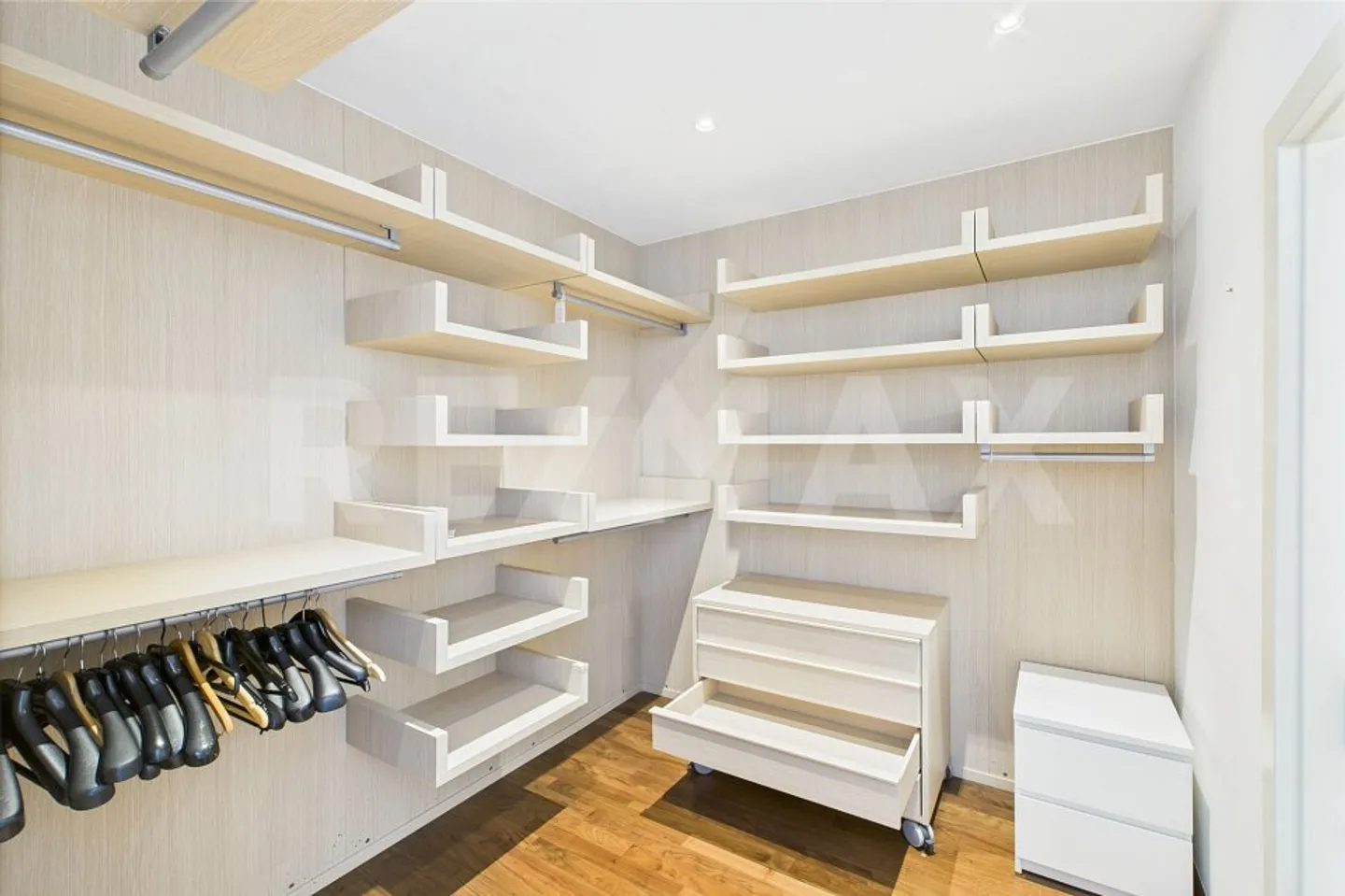 Luxuswohnung mit privatem Garten - Foto 12 von 13