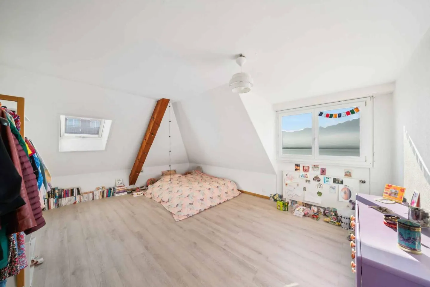 Appartement Charmant avec Vue - Photo 4 sur 10