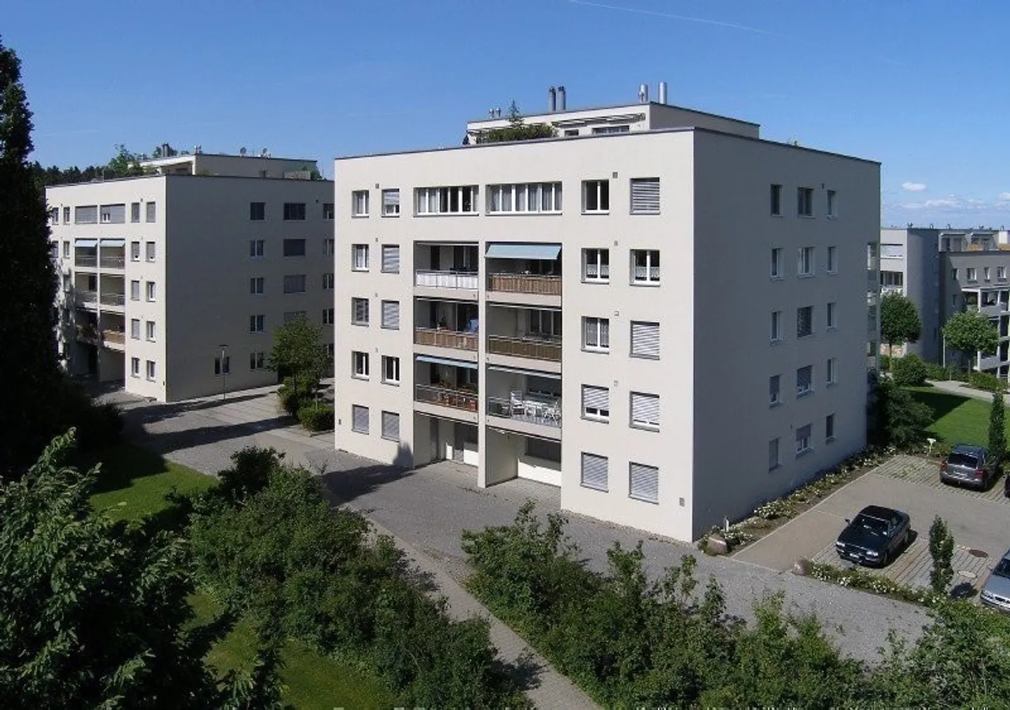 Appartement moderne en zone familiale - Photo 1 sur 10