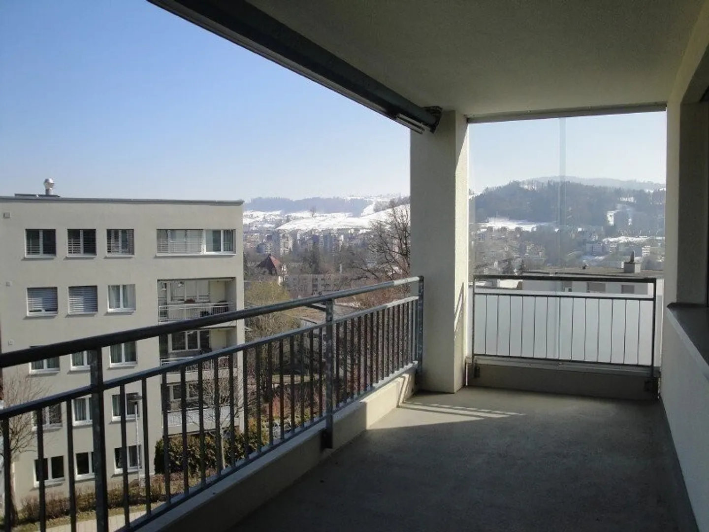 Appartement moderne en zone familiale - Photo 9 sur 10