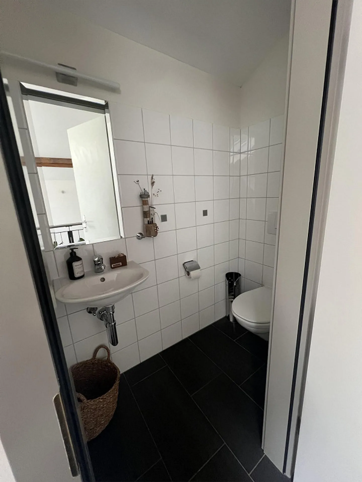 60 m2 of commercial space - Photo 11 of 12