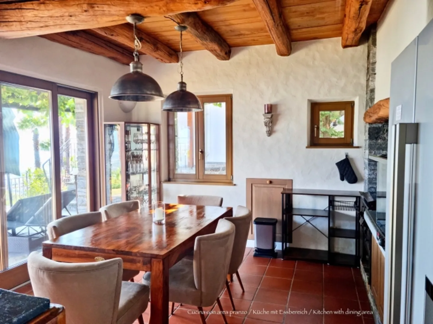 Casa vacanze - Villa con vista mozzafiato sul lago - Offerta unica - Foto 14 di 19