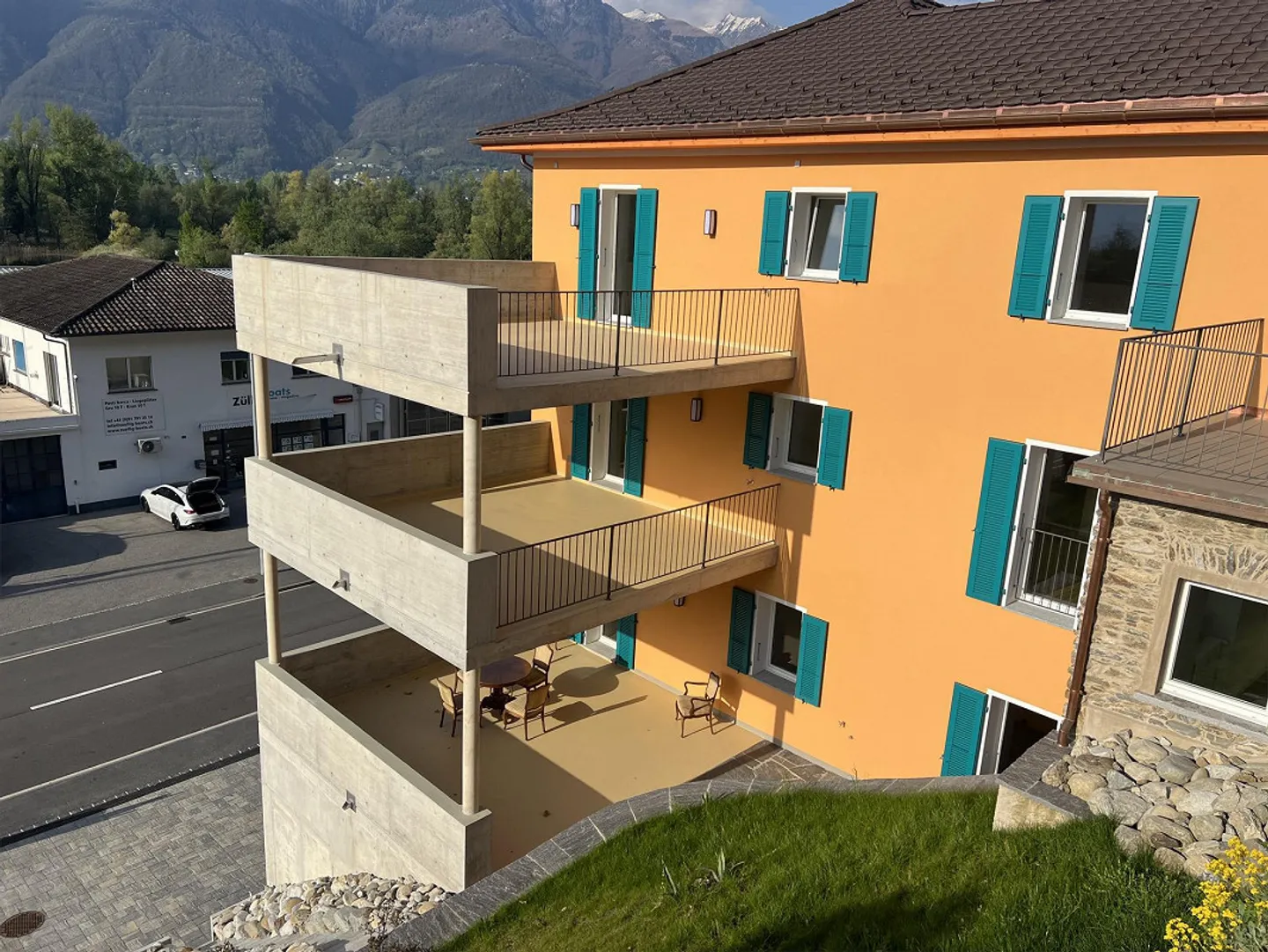 Magnifique Attique avec Terrasse Ensoleillée sur Bolle di Magadino - Photo 6 sur 30