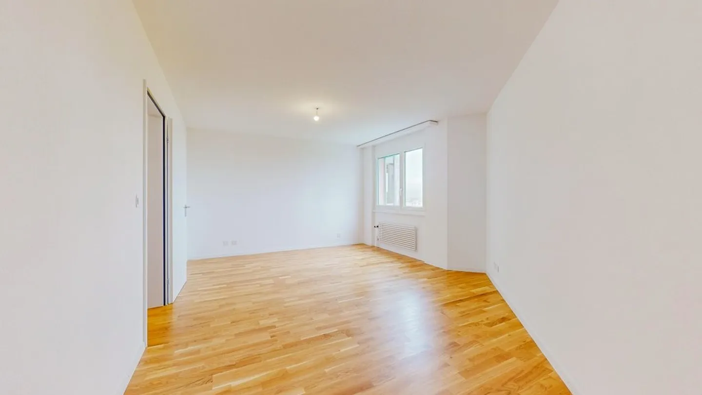 Spacious Family Apartment - Photo 9 of 10