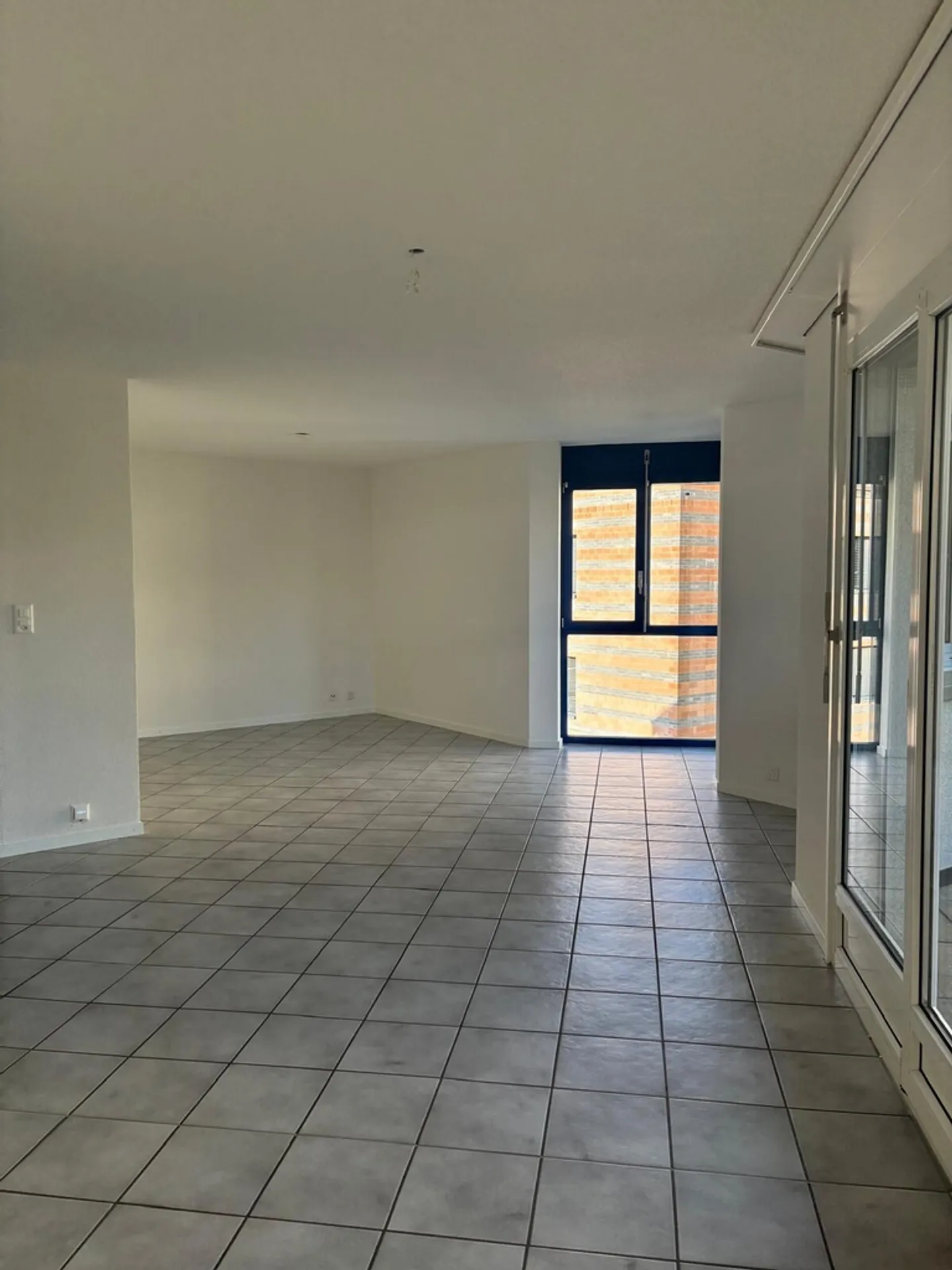 2,5-Zimmer-Wohnung - Foto 3 von 9