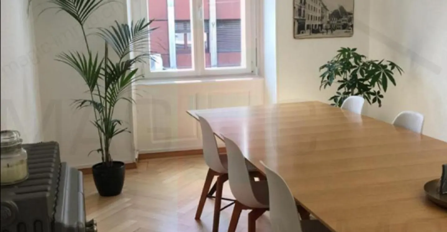 Immeuble mixte 15 pièces - Photo 7 sur 9