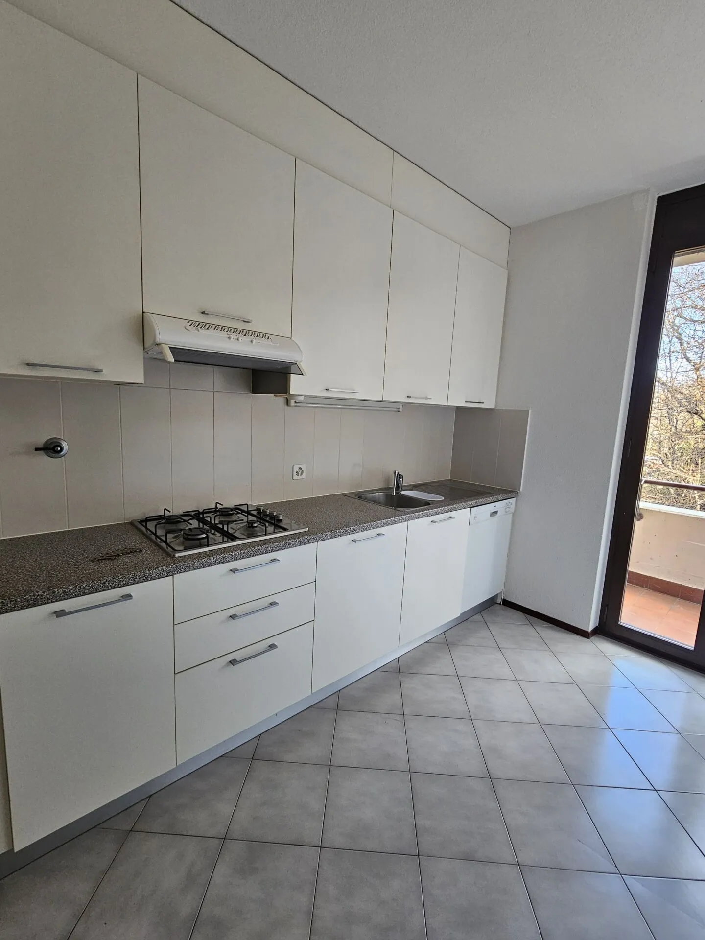 4,5 stanze - Foto 3 di 7