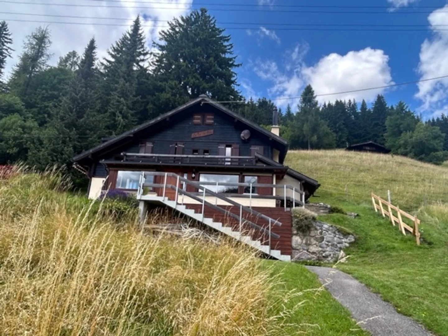 Chalet unique avec situation dominante à La Comballaz. A saisir ! - Photo 1 sur 12