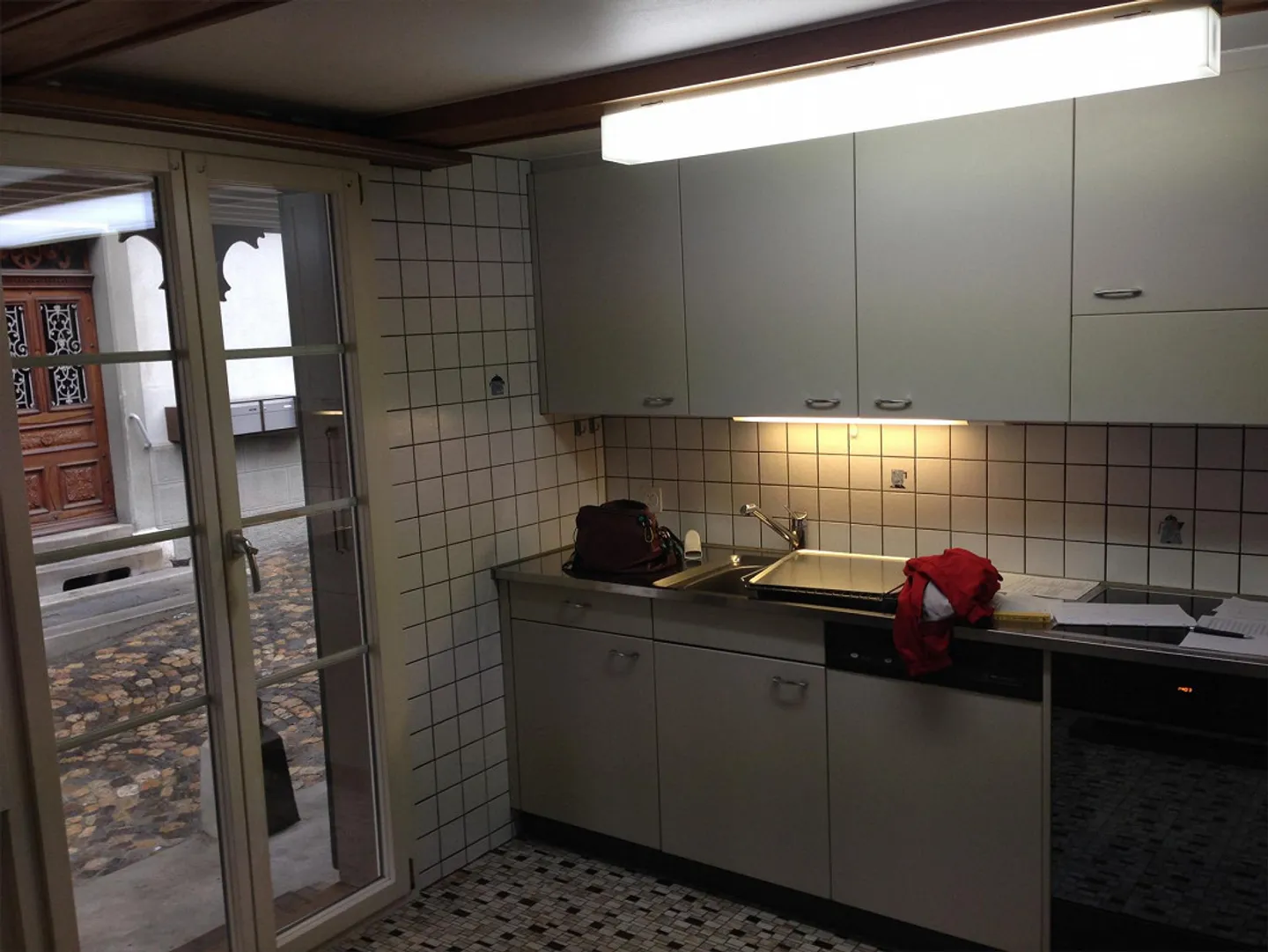 Logement spacieux et temporaire près de la gare 4,5 pièces + chambre séparée - Photo 4 sur 13