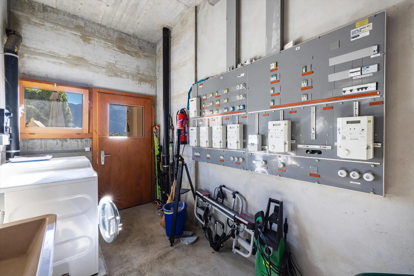 Gemischtes Gebäude 18 Zimmer - Foto 7 von 9