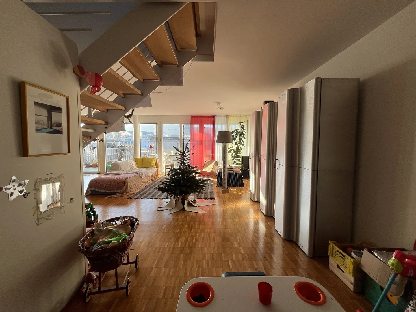 4½ ROOM APARTMENT IN ZURICH - DISTRICT 9 ALTSTETTEN, FURNISHED, TEMPORARY - Photo 4 of 9