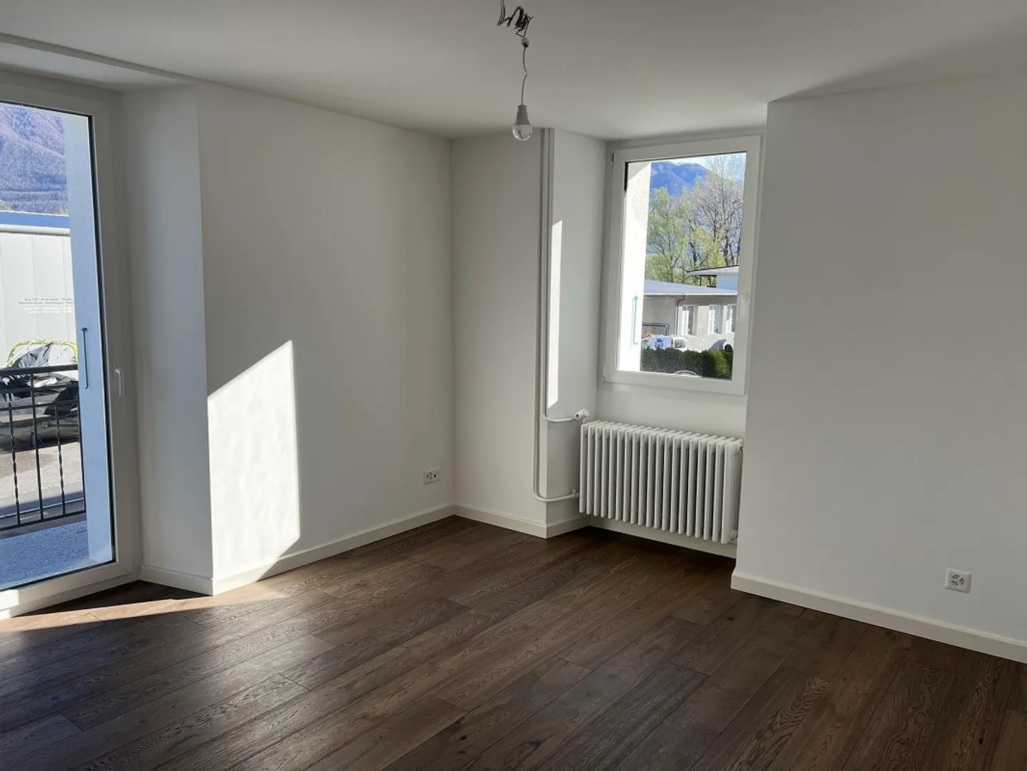 Magnifique Attique avec Terrasse Ensoleillée sur Bolle di Magadino - Photo 21 sur 30