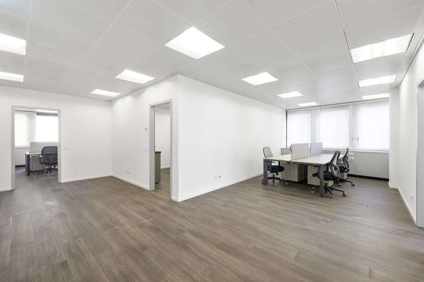 AMPIO UFFICIO A PARADISO | LARGE OFFICE IN PARADISE | AMPIO UFFICIO... - Photo 1 sur 4