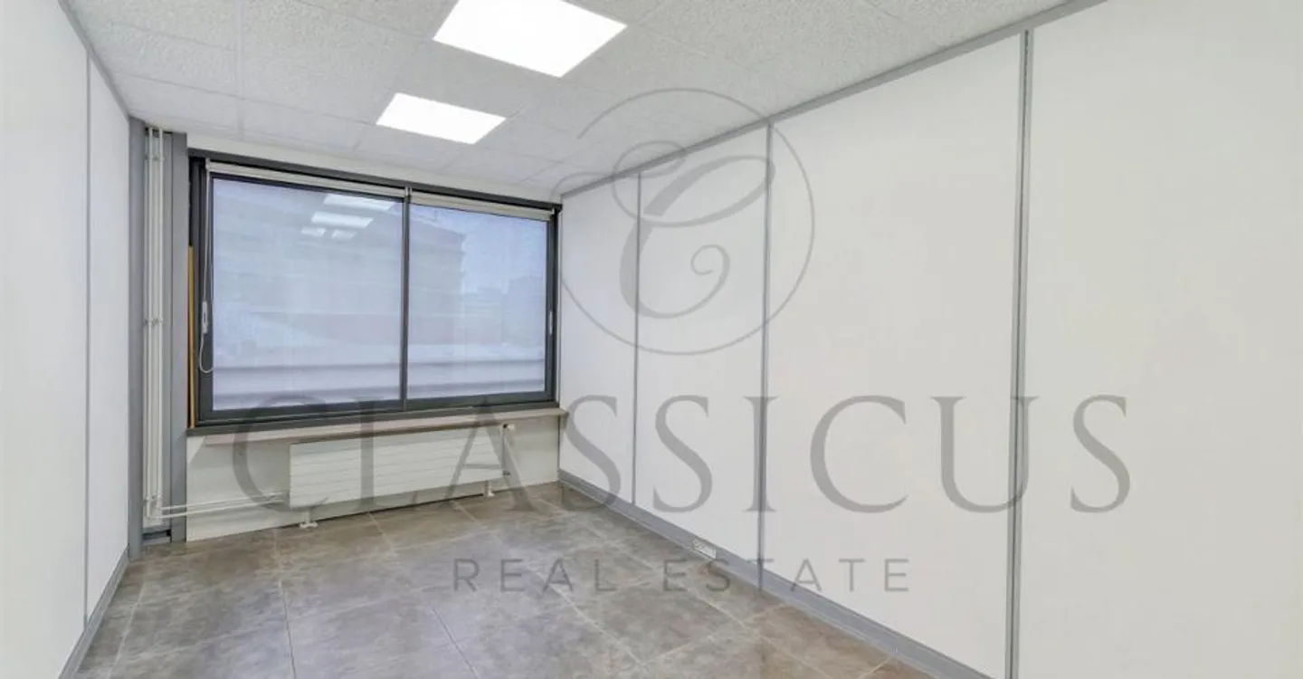 Spazio ufficio in affitto - Foto 1 di 13