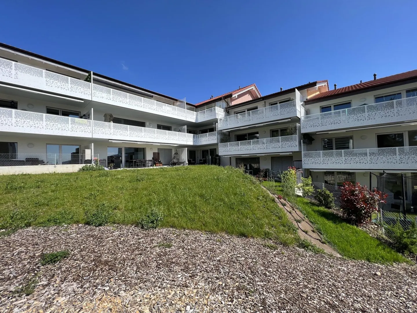 Magnifique appartement contemporain avec vastes terrasses et jardin privatif - Photo 13 of 13