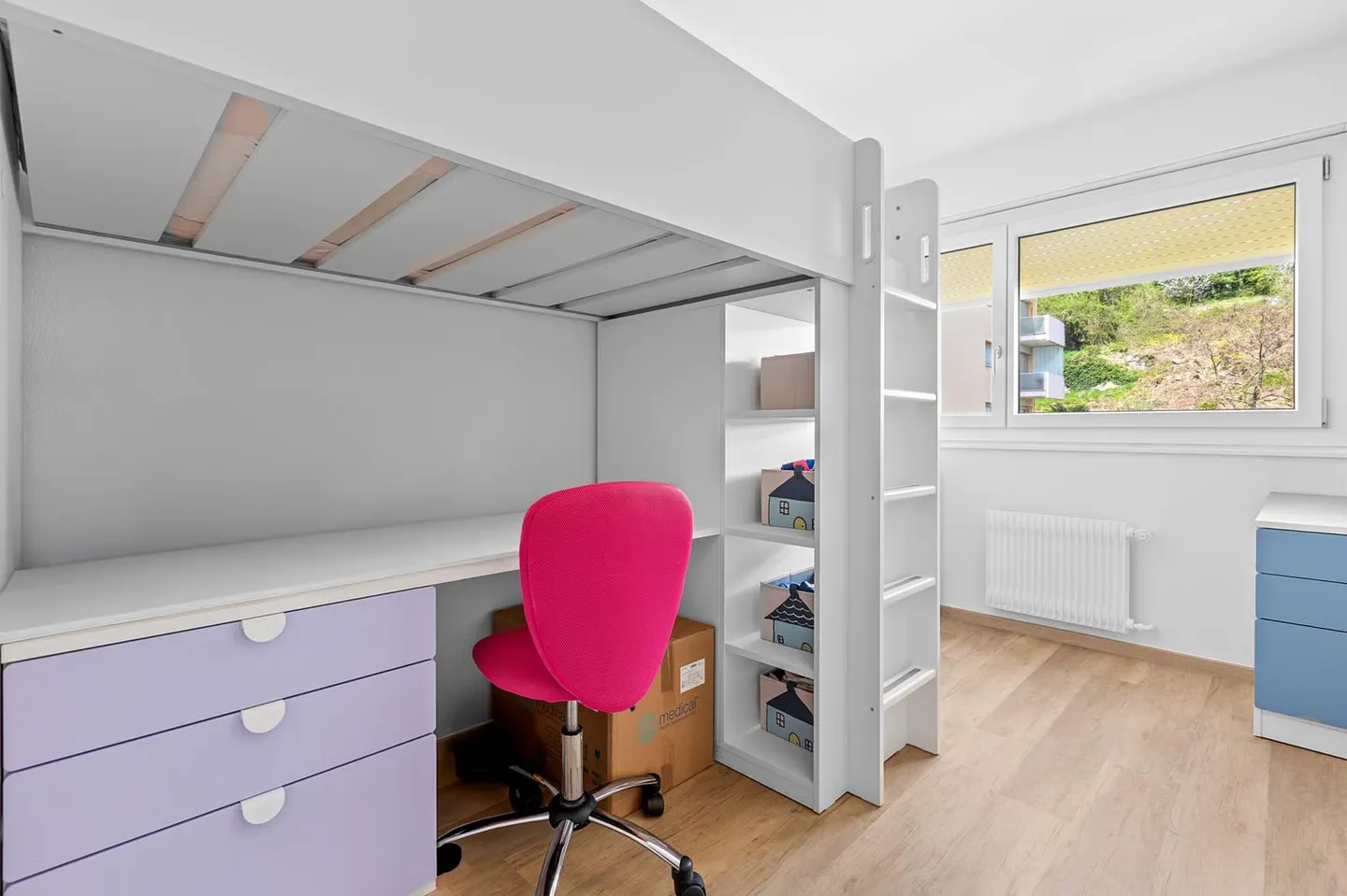 Wunderschöne 3,5 Zimmer mit Balkon mit Blick auf den See - Foto 7 von 9