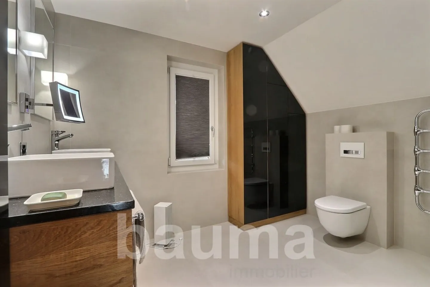 Villa indipendente in zona tranquilla con piscina - Foto 12 di 13