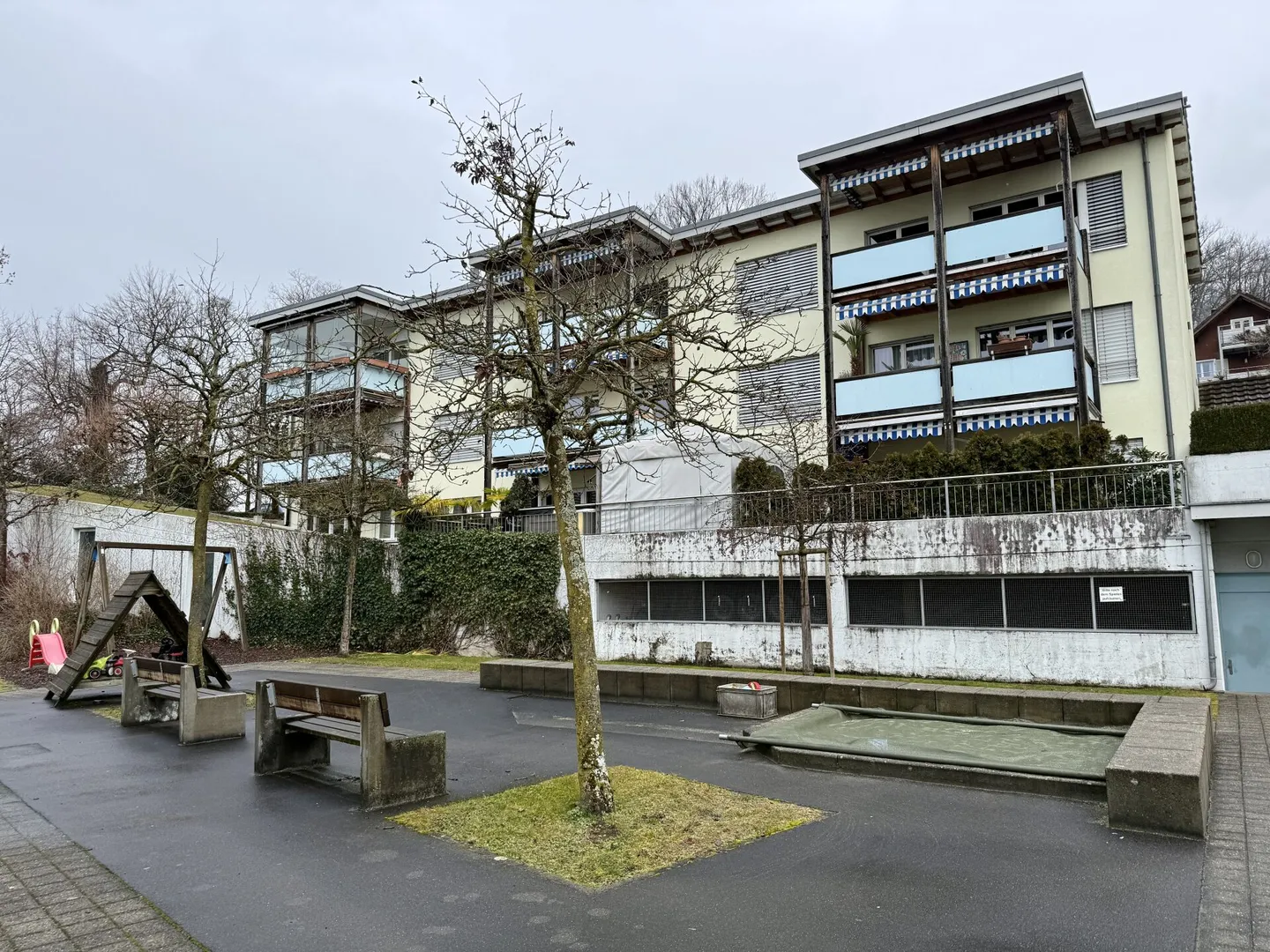 Appartement attrayant de 5,5 pièces dans un emplacement ensoleillé - Photo 19 sur 19