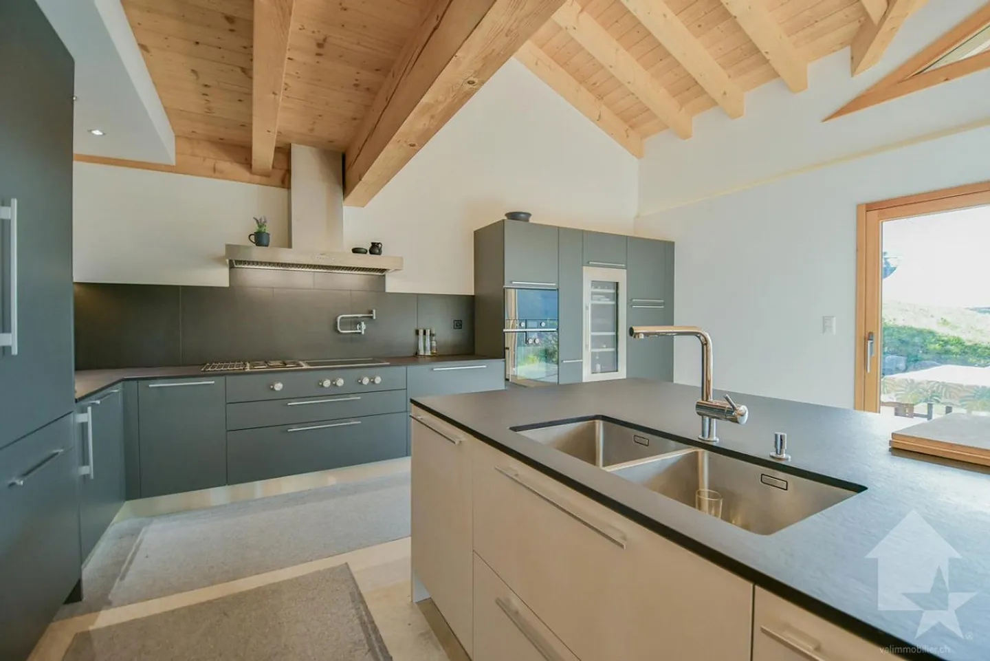 Wunderschönes Chalet mit 275 m2 Wohnfläche im Herzen der Natur - Foto 9 von 25